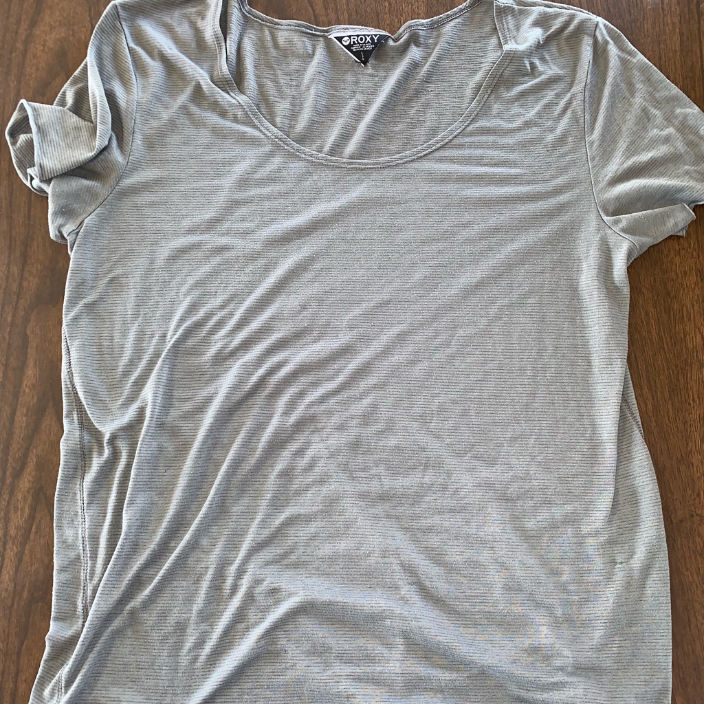 Roxy Tee
